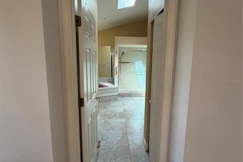 House in Orlando, Florida 3 bedrooms, 218.97 sq.m. № 2097739 - photo 14