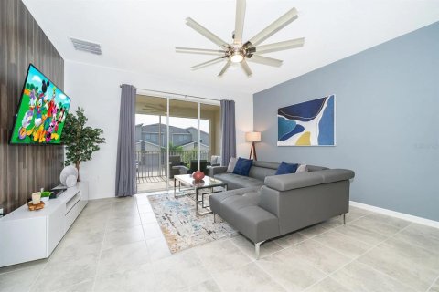 Copropriété à louer à Davenport, Floride: 3 chambres, 166.11 m2 № 2419007 - photo 4