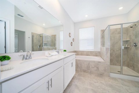 Copropriété à louer à Davenport, Floride: 3 chambres, 166.11 m2 № 2419007 - photo 15