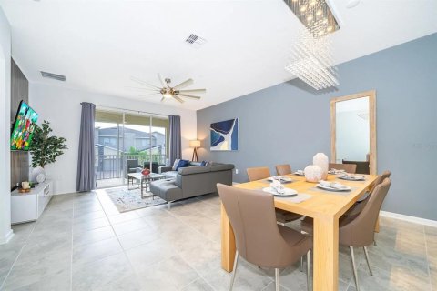 Copropriété à louer à Davenport, Floride: 3 chambres, 166.11 m2 № 2419007 - photo 8