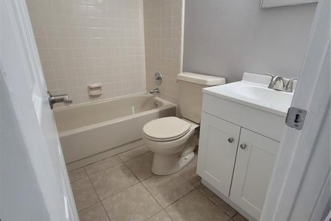 Copropriété à louer à Orlando, Floride: 2 chambres, 84.08 m2 № 2150084 - photo 11