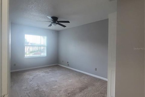 Copropriété à louer à Orlando, Floride: 2 chambres, 84.08 m2 № 2150084 - photo 4