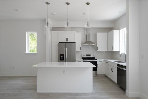 Condominio en venta en Gainesville, Florida, 1 dormitorio, 103.31 m2 № 570537 - foto 5