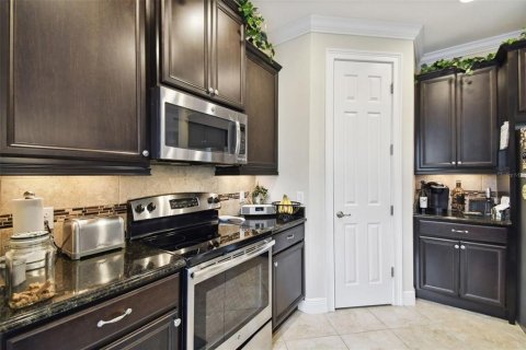 House in Kissimmee, Florida 2 bedrooms, 158.21 sq.m. № 1767388 - photo 13
