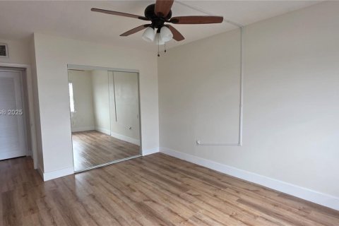 Condominio en alquiler en Sunny Isles Beach, Florida, 1 dormitorio, 65.5 m2 № 1948239 - foto 8