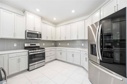 House in Bradenton, Florida 4 bedrooms, 272.3 sq.m. № 1856397 - photo 6