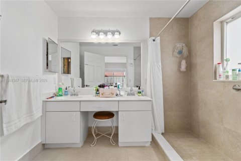 Casa en venta en Miramar, Florida, 3 dormitorios, 134.89 m2 № 2056665 - foto 9