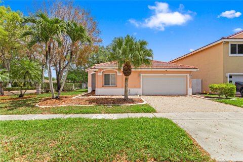 Casa en venta en Miramar, Florida, 3 dormitorios, 134.89 m2 № 2056665 - foto 2