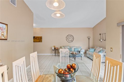 Casa en venta en Miramar, Florida, 3 dormitorios, 134.89 m2 № 2056665 - foto 6