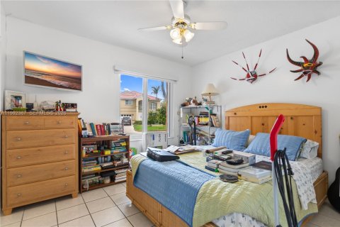 Casa en venta en Miramar, Florida, 3 dormitorios, 134.89 m2 № 2056665 - foto 19