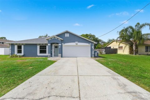 Villa ou maison à vendre à Spring Hill, Floride: 3 chambres, 122.63 m2 № 2406317 - photo 4