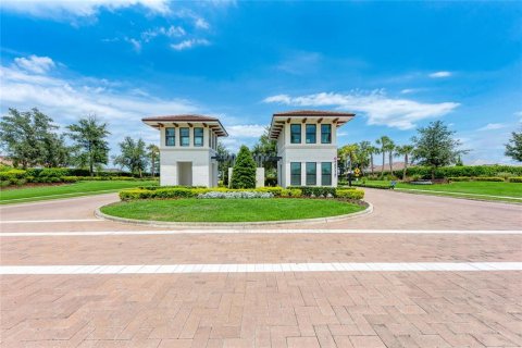 House in Bradenton, Florida 2 bedrooms, 172.05 sq.m. № 2238953 - photo 29
