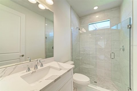 House in Bradenton, Florida 2 bedrooms, 172.05 sq.m. № 2238953 - photo 13