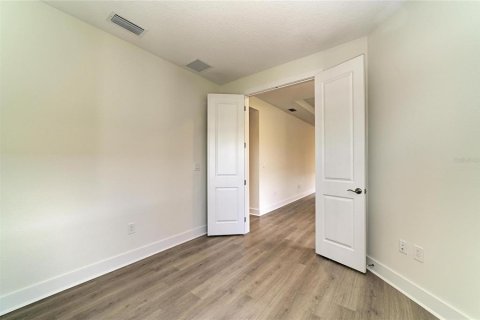 House in Bradenton, Florida 2 bedrooms, 172.05 sq.m. № 2238953 - photo 12