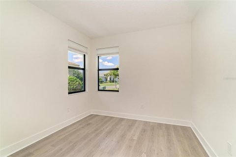House in Bradenton, Florida 2 bedrooms, 172.05 sq.m. № 2238953 - photo 11