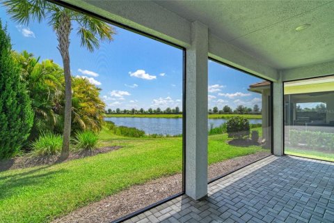 House in Bradenton, Florida 2 bedrooms, 172.05 sq.m. № 2238953 - photo 18