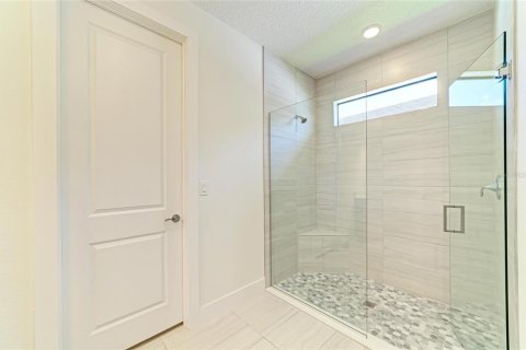 House in Bradenton, Florida 2 bedrooms, 172.05 sq.m. № 2238953 - photo 9