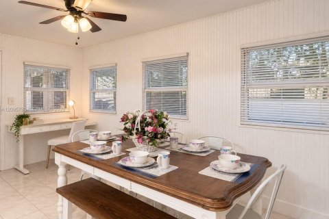Casa en venta en Port St. Lucie, Florida, 3 dormitorios, 86.4 m2 № 2398159 - foto 9