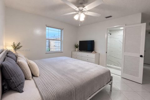 Casa en venta en Port St. Lucie, Florida, 3 dormitorios, 86.4 m2 № 2398159 - foto 14