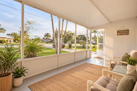 Casa en venta en Port St. Lucie, Florida, 3 dormitorios, 86.4 m2 № 2398159 - foto 3