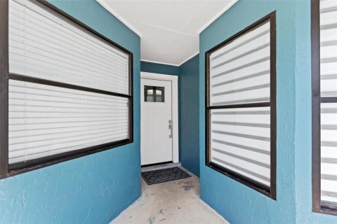 Villa ou maison à vendre à Lakeland, Floride: 3 chambres, 122.45 m2 № 2437377 - photo 4