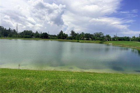 Villa ou maison à vendre à Apollo Beach, Floride: 4 chambres, 189.8 m2 № 1781017 - photo 4