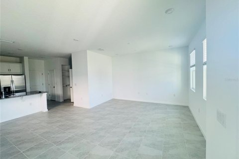 Adosado en alquiler en Apopka, Florida, 4 dormitorios, 151.15 m2 № 1755259 - foto 5