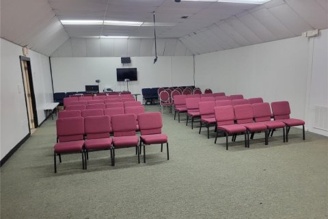 Commercial property in Haines City, Florida 819.77 sq.m. № 1039256 - photo 11