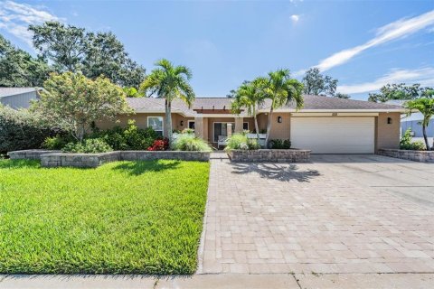 House in Palm Harbor, Florida 3 bedrooms, 225.1 sq.m. № 1846368 - photo 6