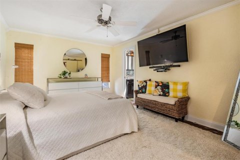 Casa en venta en Palm Harbor, Florida, 3 dormitorios, 225.1 m2 № 1846368 - foto 15