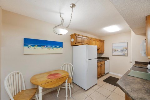 Copropriété à vendre à South Daytona, Floride: 2 chambres, 77.39 m2 № 2101188 - photo 8