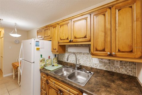 Copropriété à vendre à South Daytona, Floride: 2 chambres, 77.39 m2 № 2101188 - photo 11