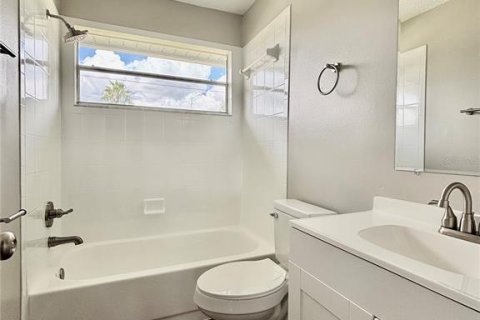 Casa en alquiler en Kissimmee, Florida, 3 dormitorios, 179.67 m2 № 1907812 - foto 30