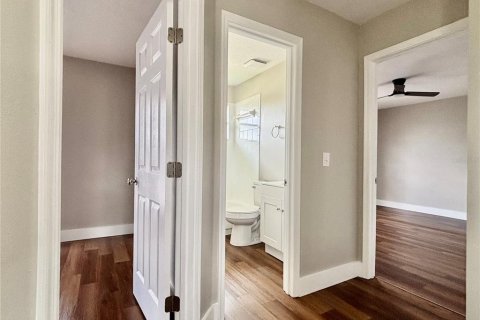 Casa en alquiler en Kissimmee, Florida, 3 dormitorios, 179.67 m2 № 1907812 - foto 25