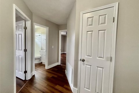 Casa en alquiler en Kissimmee, Florida, 3 dormitorios, 179.67 m2 № 1907812 - foto 26
