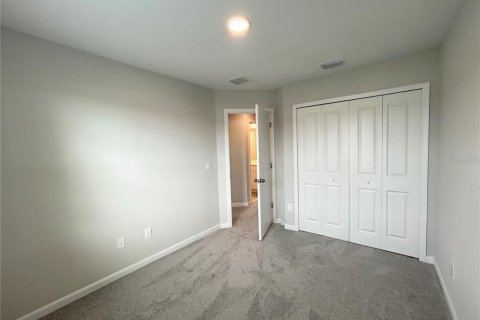 House in Orlando, Florida 3 bedrooms, 128.11 sq.m. № 1912775 - photo 8