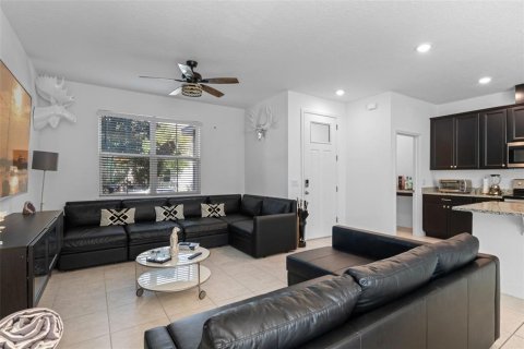 Adosado en venta en Winter Garden, Florida, 3 dormitorios, 166.2 m2 № 1785176 - foto 7