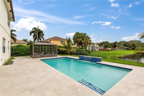 House in Cooper City, Florida 5 bedrooms, 300.45 sq.m. № 1663454 - photo 5