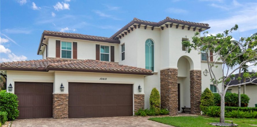 House in Cooper City, Florida 5 bedrooms, 300.45 sq.m. № 1663454
