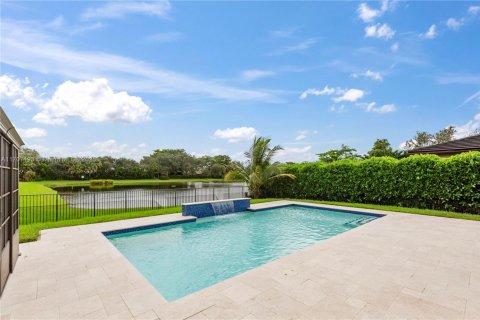 House in Cooper City, Florida 5 bedrooms, 300.45 sq.m. № 1663454 - photo 3