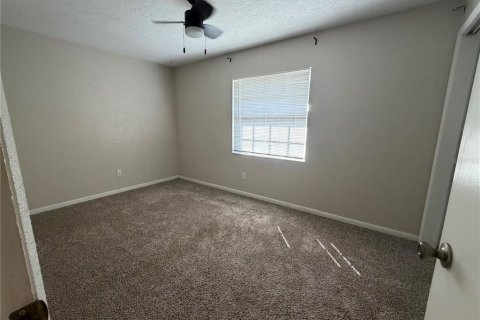 Villa ou maison à louer à Seffner, Floride: 3 chambres, 114.73 m2 № 2425603 - photo 4