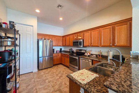 Touwnhouse à vendre à West Palm Beach, Floride: 3 chambres, 236.99 m2 № 2406146 - photo 2