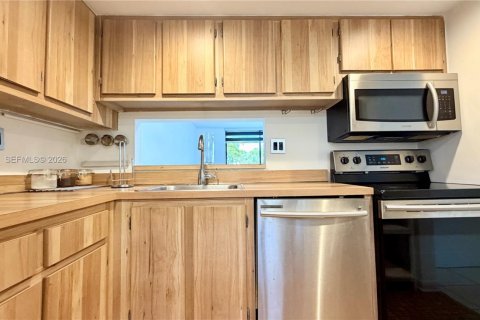 Apartment in Miami, Florida 1 bedroom, 65.5 sq.m. № 2077416 - photo 3