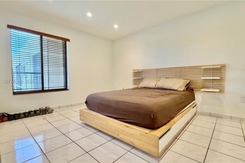 Apartment in Miami, Florida 1 bedroom, 65.5 sq.m. № 2077416 - photo 11