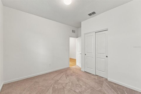 Villa ou maison à vendre à Thonotosassa, Floride: 4 chambres, 171.78 m2 № 2430467 - photo 23