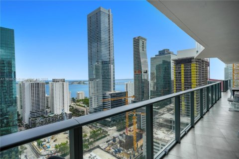 Condo in Miami, Florida, 3 bedrooms  № 1955895 - photo 15