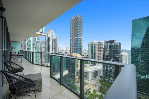 Condo in Miami, Florida, 3 bedrooms  № 1955895 - photo 6