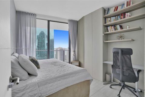 Condo in Miami, Florida, 3 bedrooms  № 1955895 - photo 19