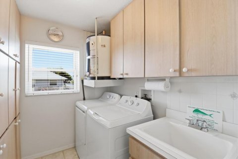 Casa en venta en Crystal River, Florida, 3 dormitorios, 111.48 m2 № 2097784 - foto 17