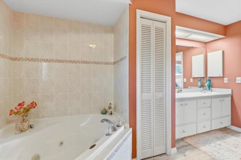 Casa en venta en Crystal River, Florida, 3 dormitorios, 111.48 m2 № 2097784 - foto 16